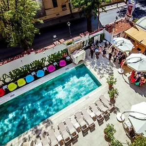 4* Hotell Angeles &